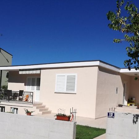 Ferienwohnung Apartman Anni Poreč Exterior foto