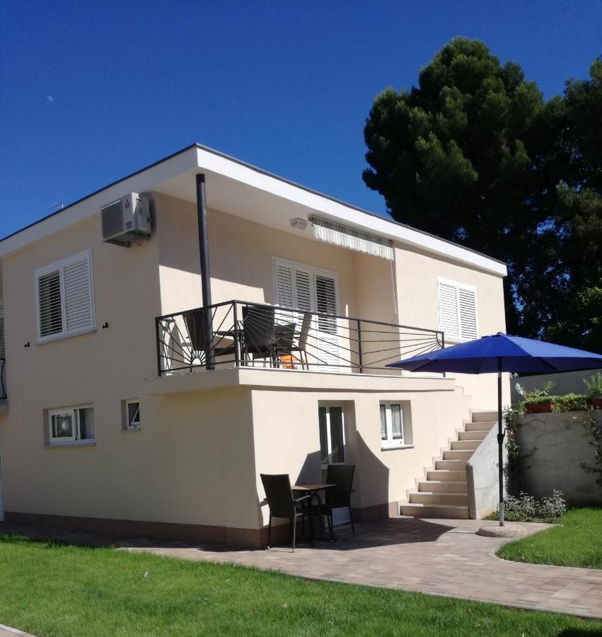 Ferienwohnung Apartman Anni Poreč Exterior foto